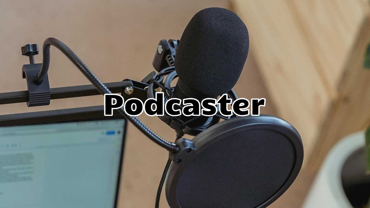 ¿Qué es y en qué trabaja un Podcaster? Descubre el mundo detrás de los micrófonos